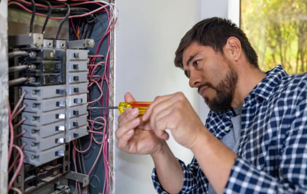 Best Affordable Emergency Electrician  in Hallowell, ME